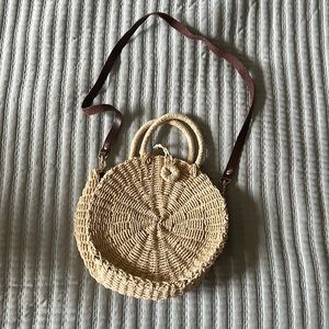 Buji Baja Woven Round Bag w/ Shoulder Strap